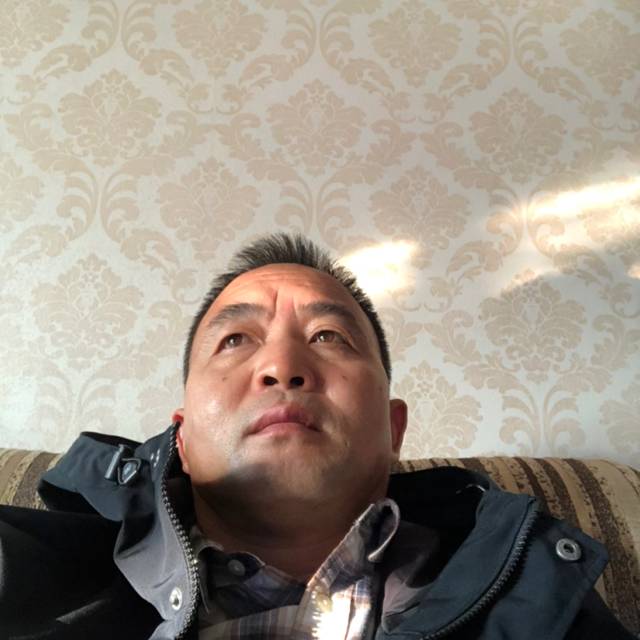 曾经闻画板的照片