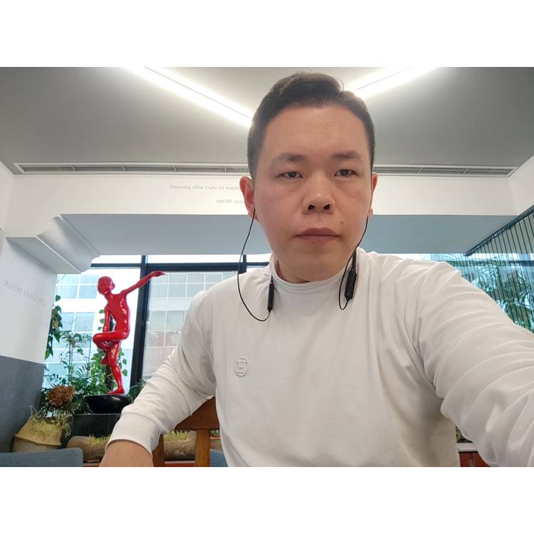 龙希象的照片