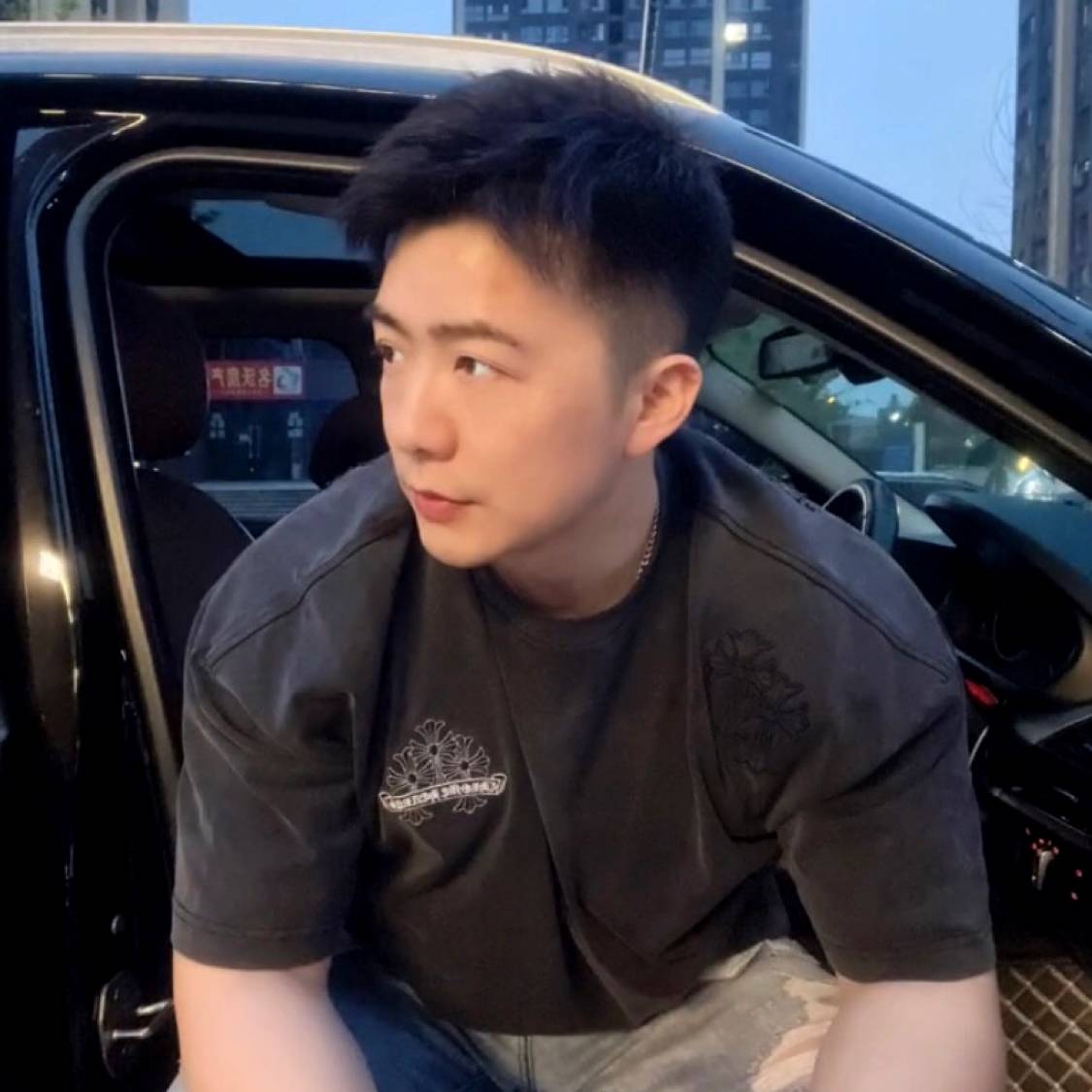 晚安的安的照片