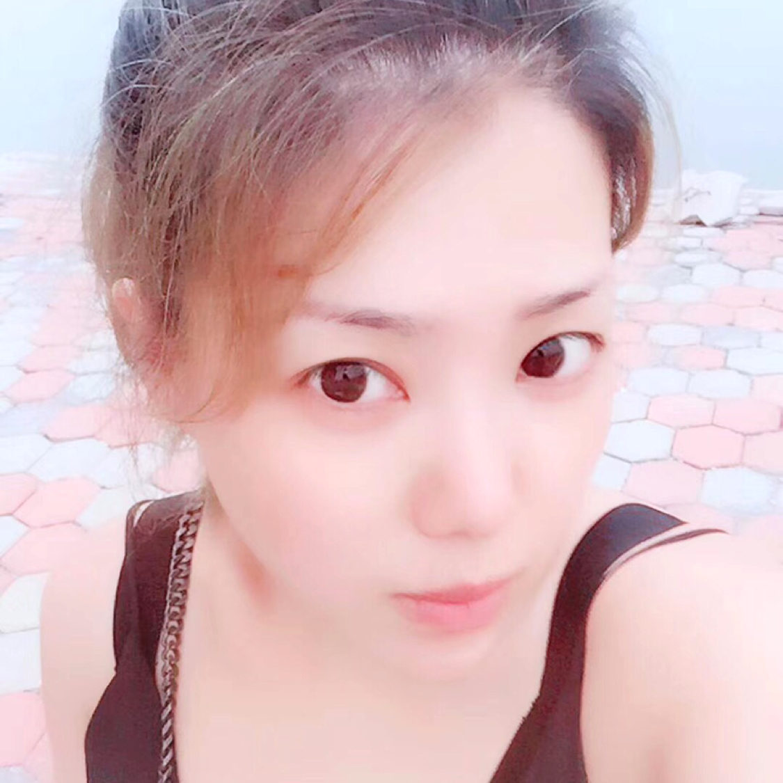 数据线甜甜的照片