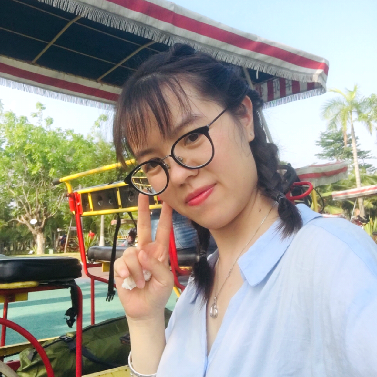 森槿淡然的照片