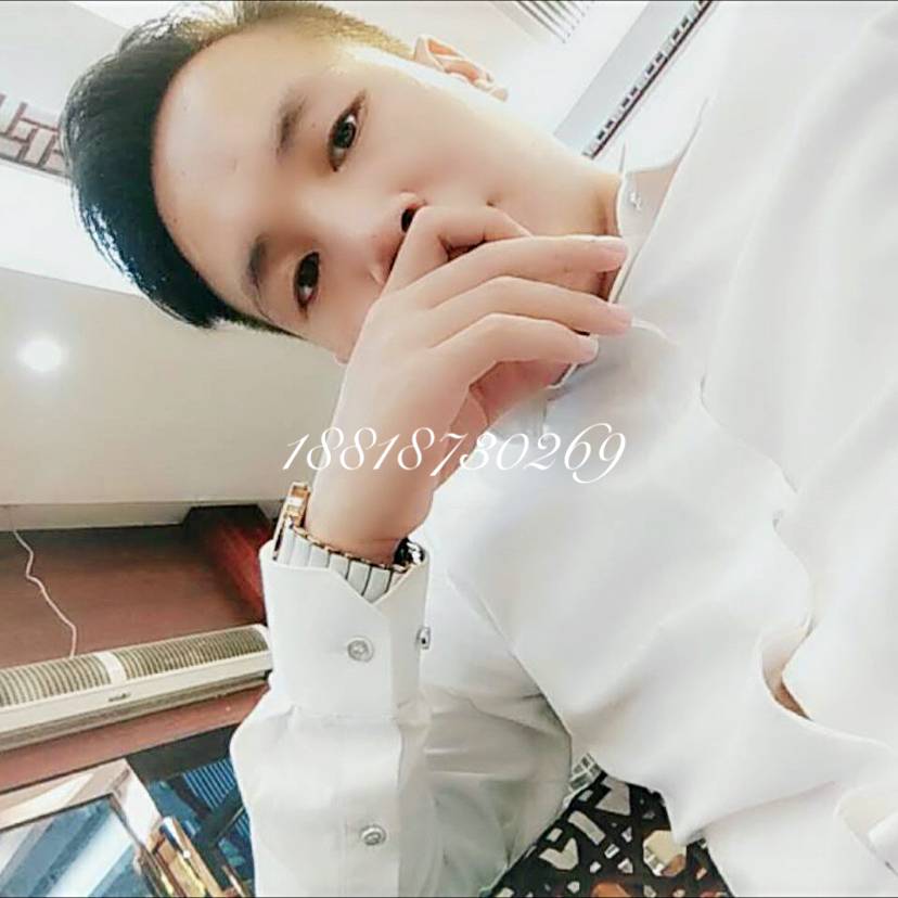 手链回首故意的照片