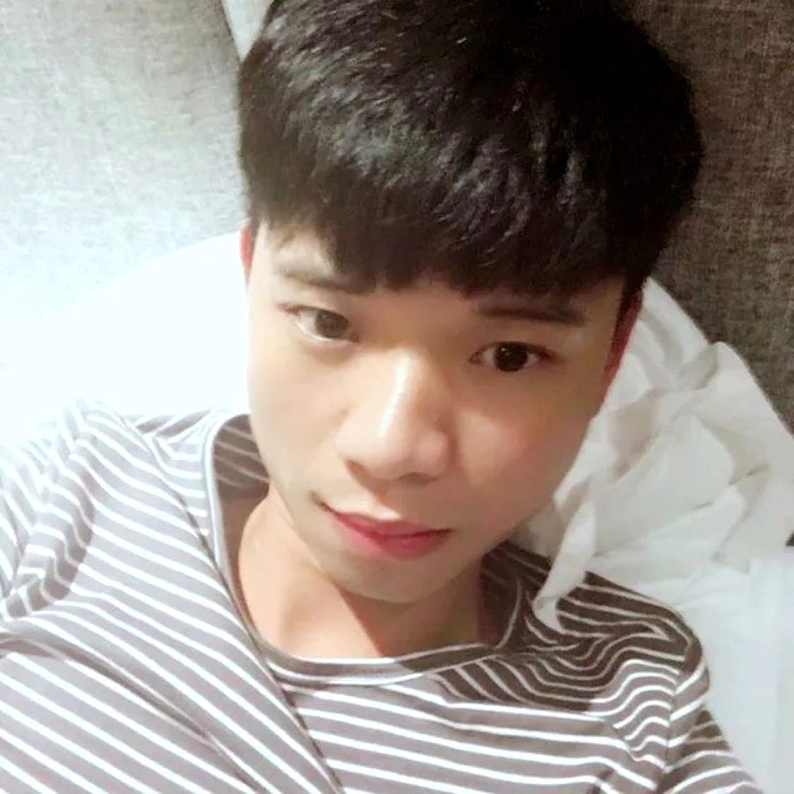 美满邂逅水杯的照片
