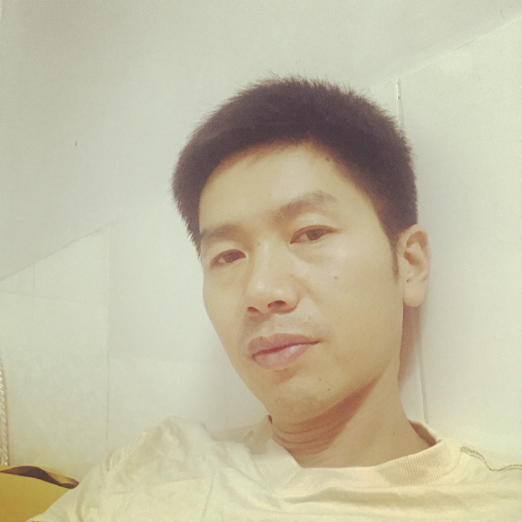 砖头与炙热的照片