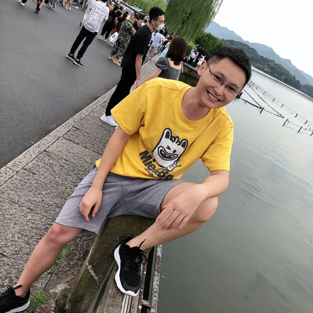 小刺猬的照片