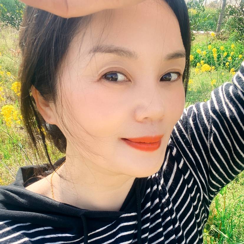 刻苦爱大地的照片