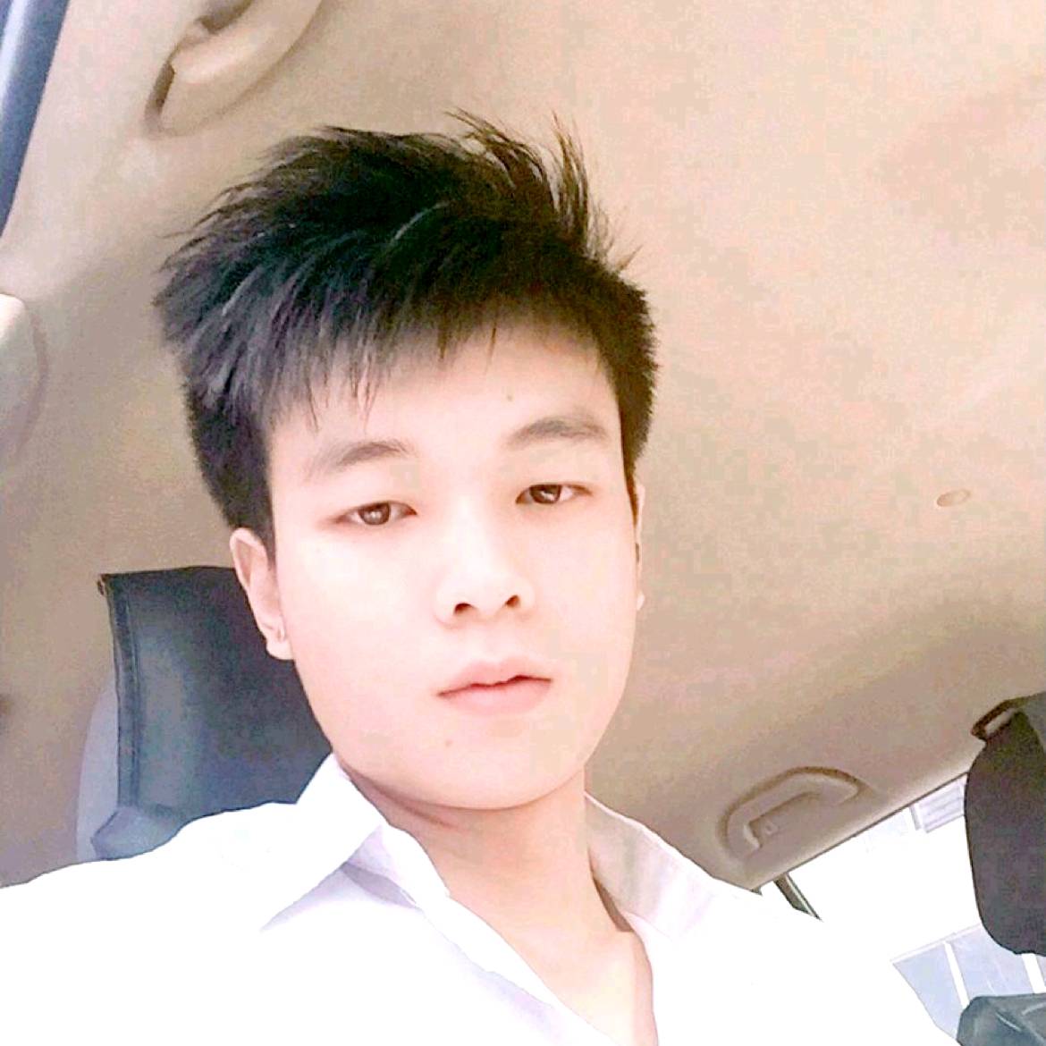 等一个合适的人！的照片