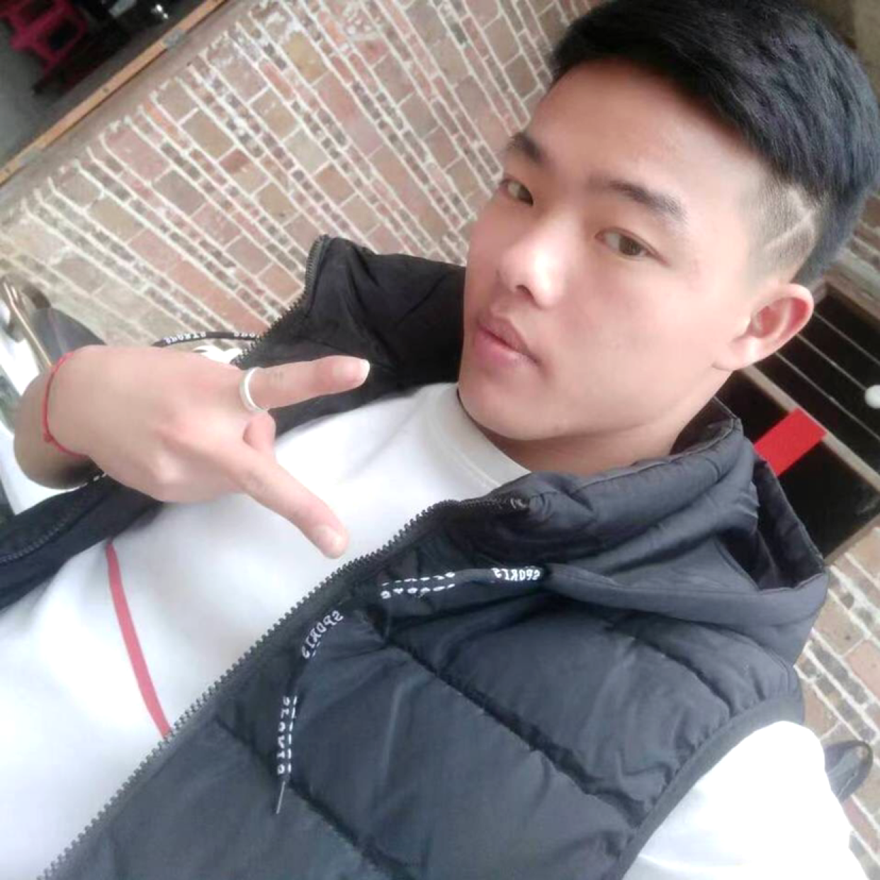 酷炫爱恋蛋挞的照片