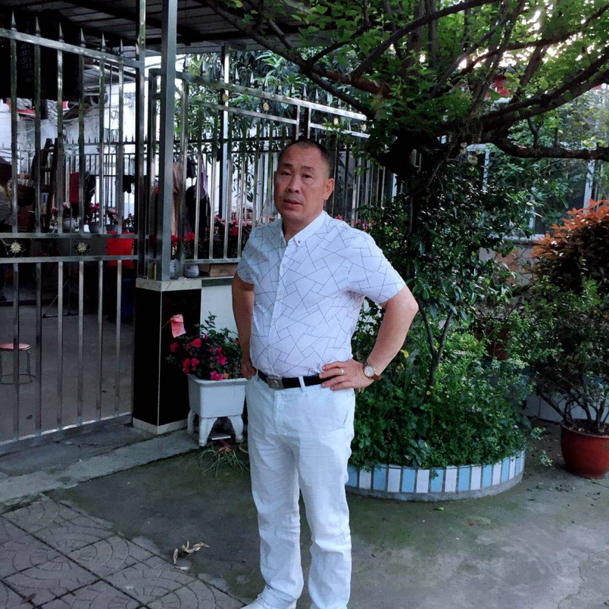 果汁深拥沉默的照片