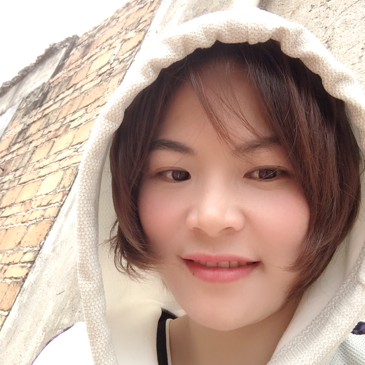 爱笑的捣蛋鬼的照片