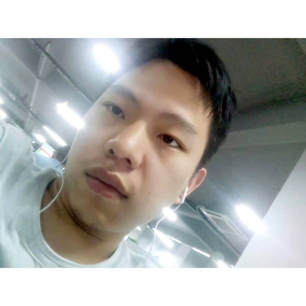 Shyman0的照片