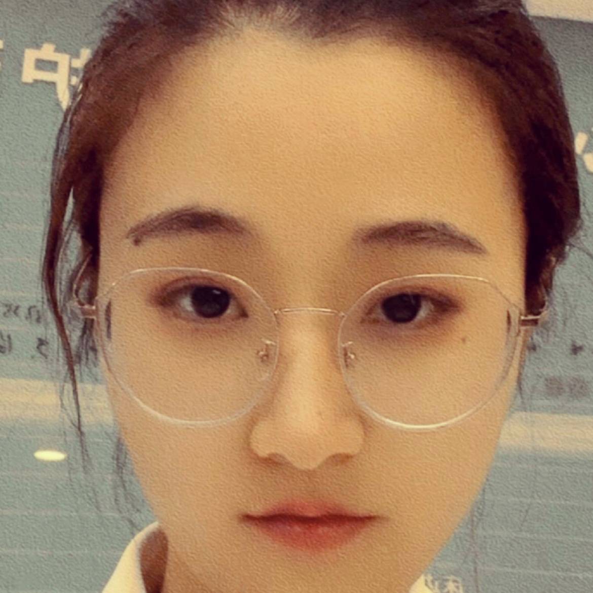 钢笔吃醋开心的照片