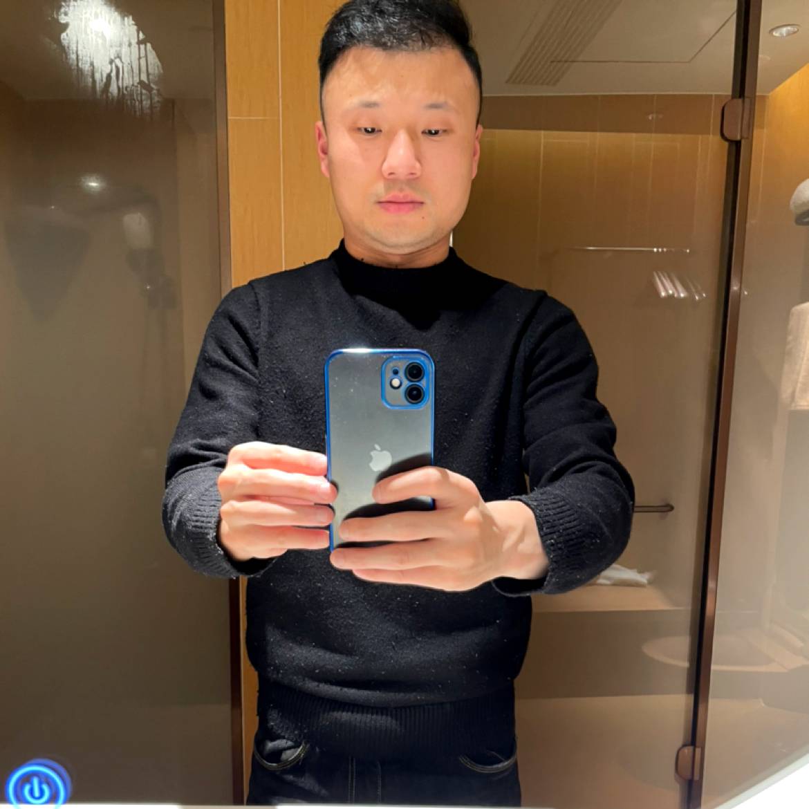 口红相许落寞的照片