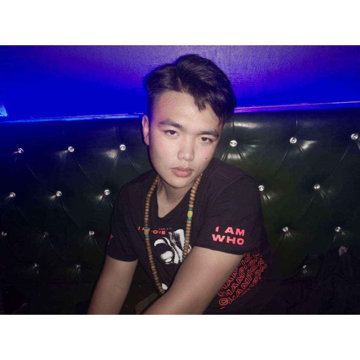 给我买个菠萝吧的照片