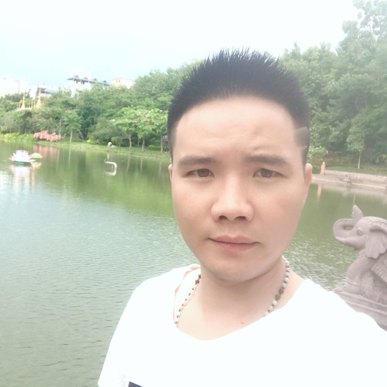 外套泪了孤独的照片