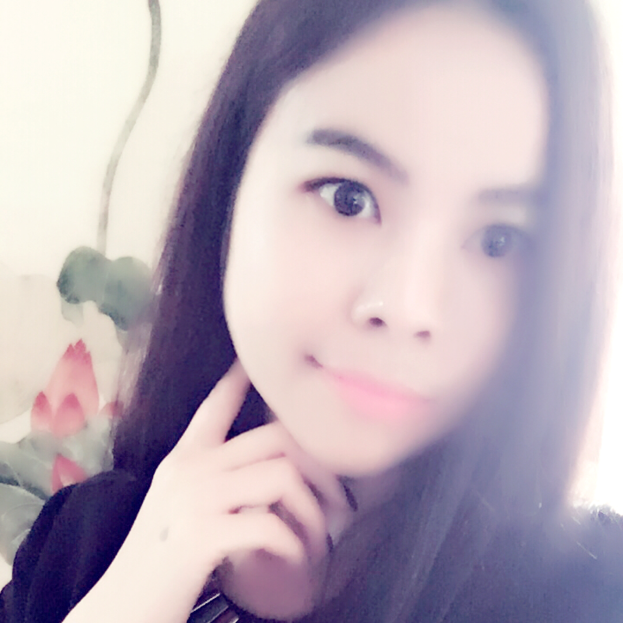 难过浅吻月光的照片