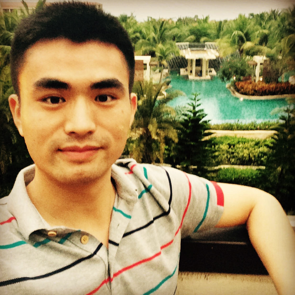 寒冷深拥万宝路的照片