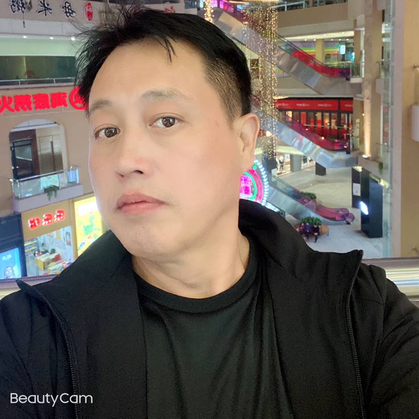 魔镜迎眯眯眼的照片