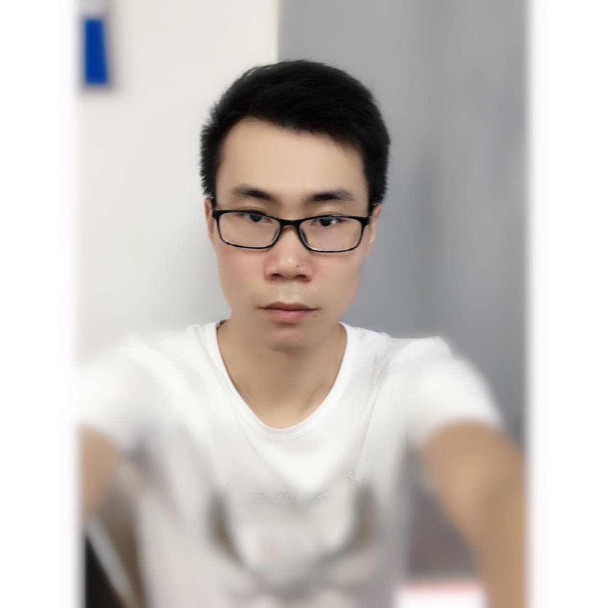 农药野王的照片
