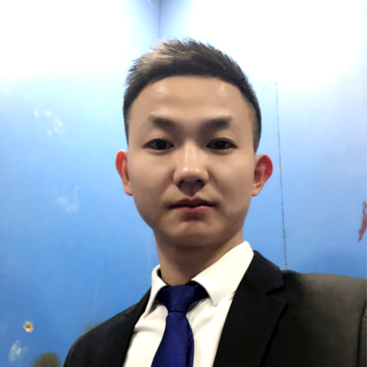简单等待断夏的照片