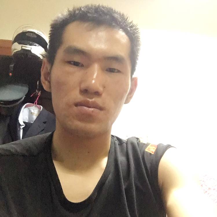@单身秋月的照片