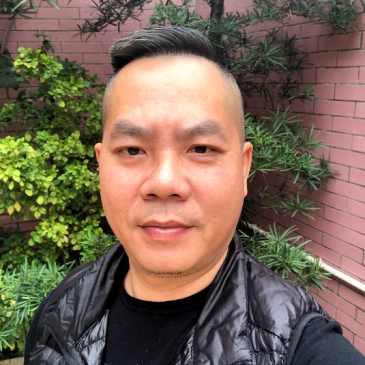 酒入红尘的照片