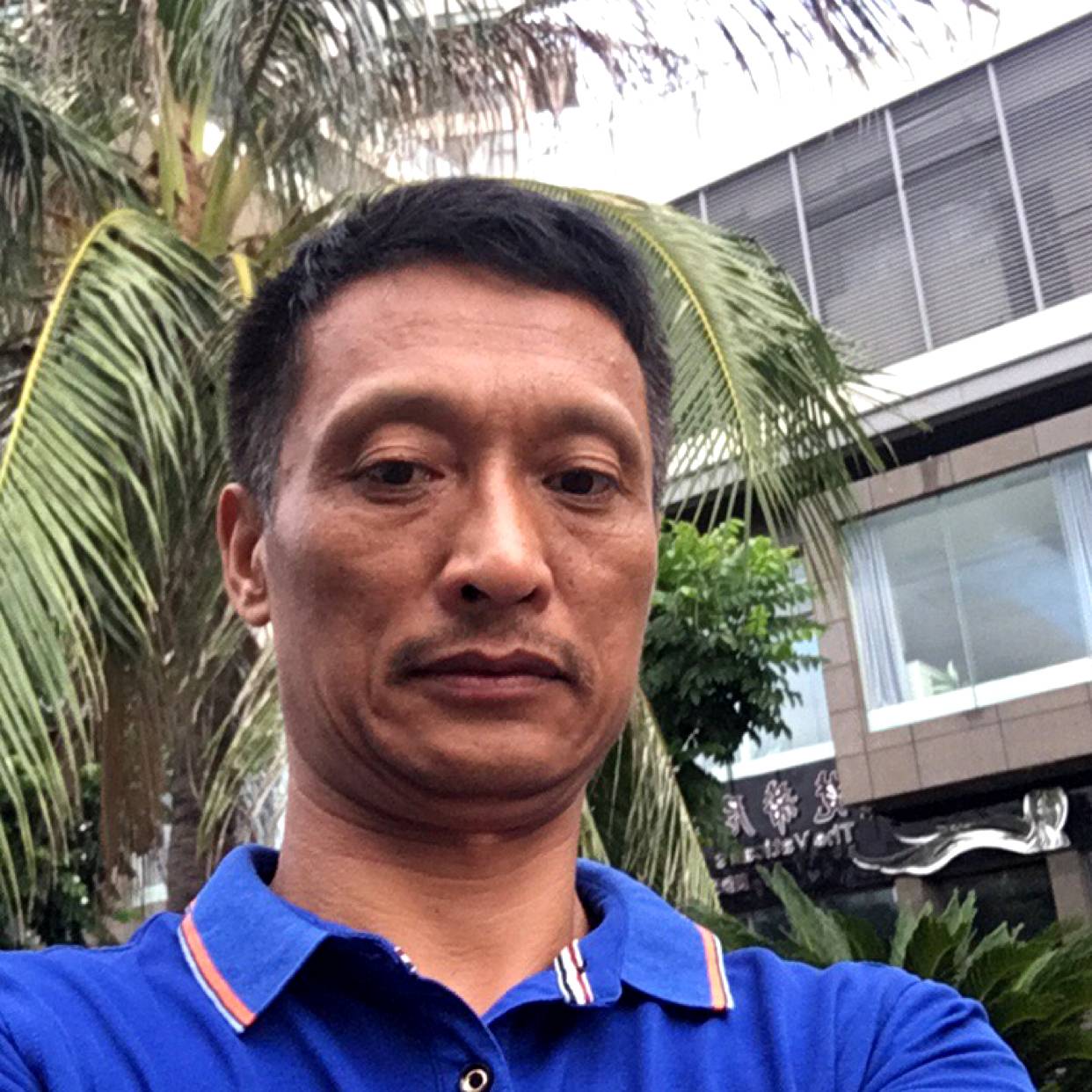 高跟鞋诚心的照片