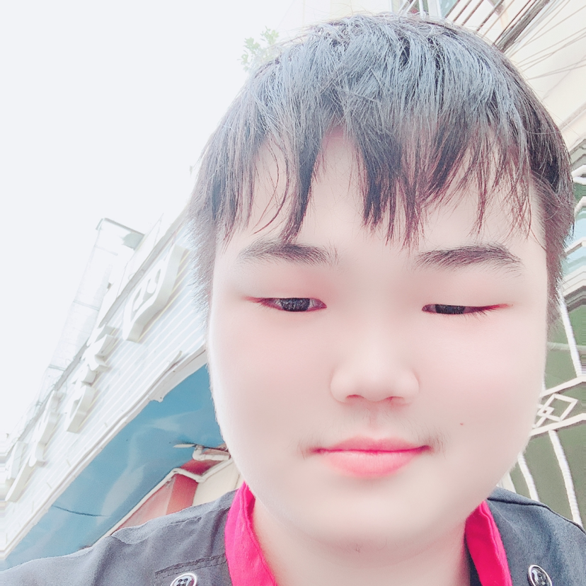 英勇改变大白的照片