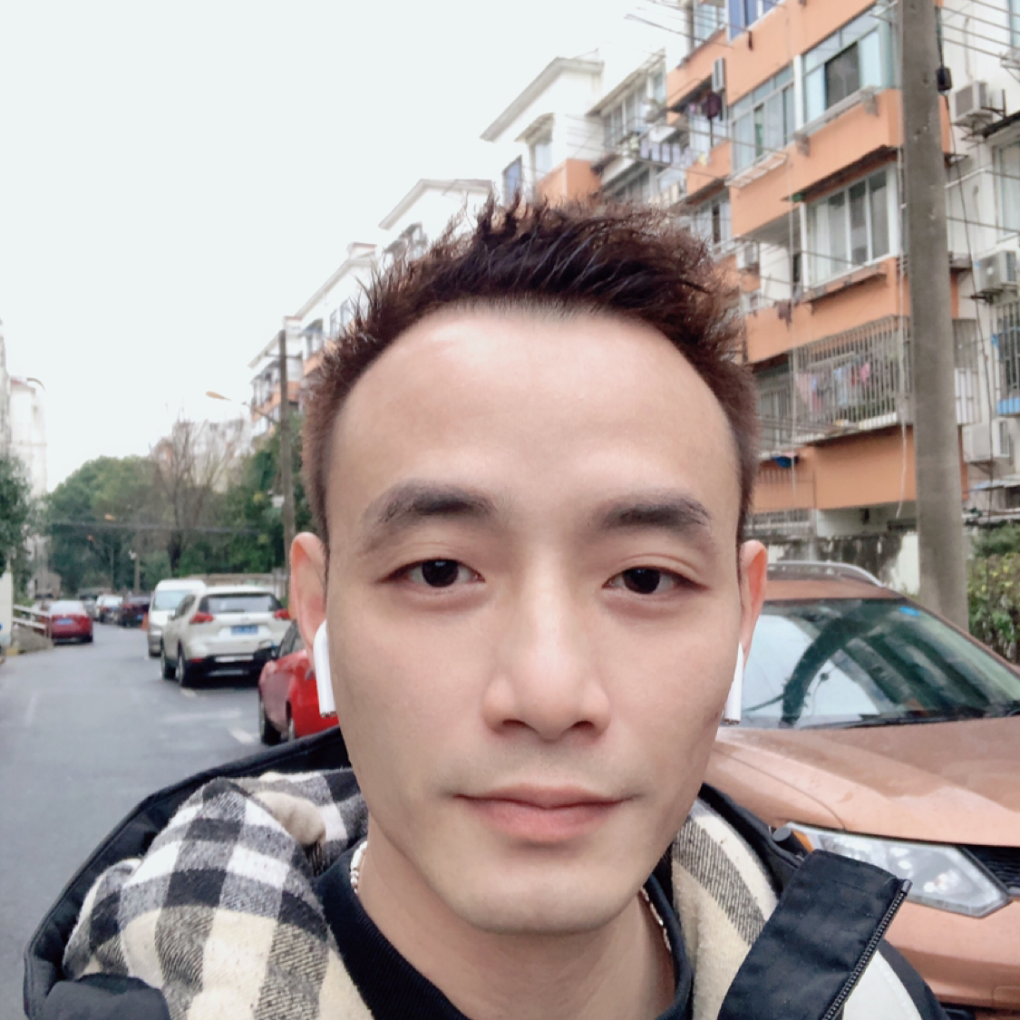 柚子挽手不听话的的照片