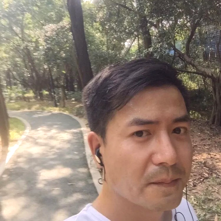 可爱的大叔123的照片