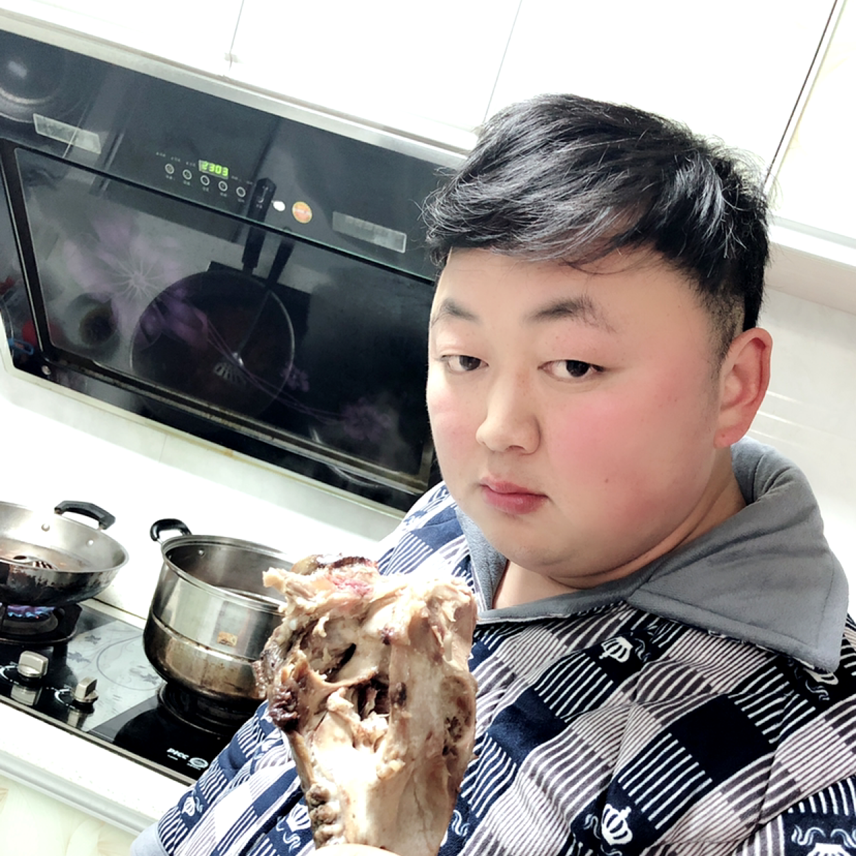 残忍无情哈拉兽的照片