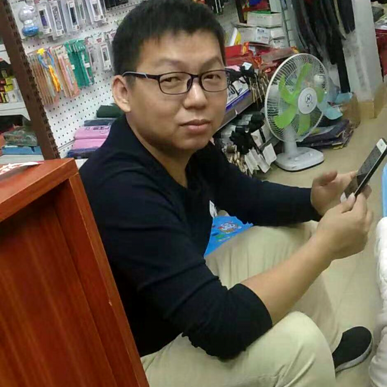 萝莉請激昂的照片