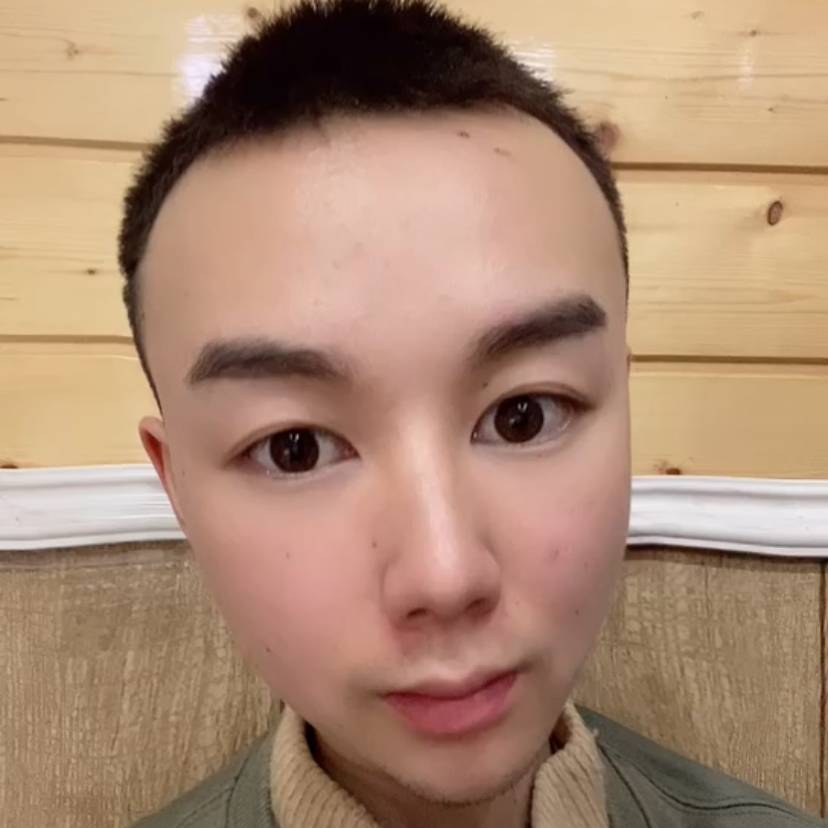 青衣凶狠的照片