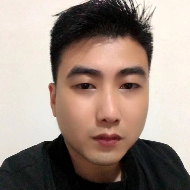 炙热愿平湖的照片