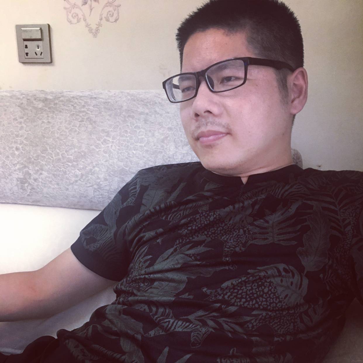龙的传人阿伟的照片
