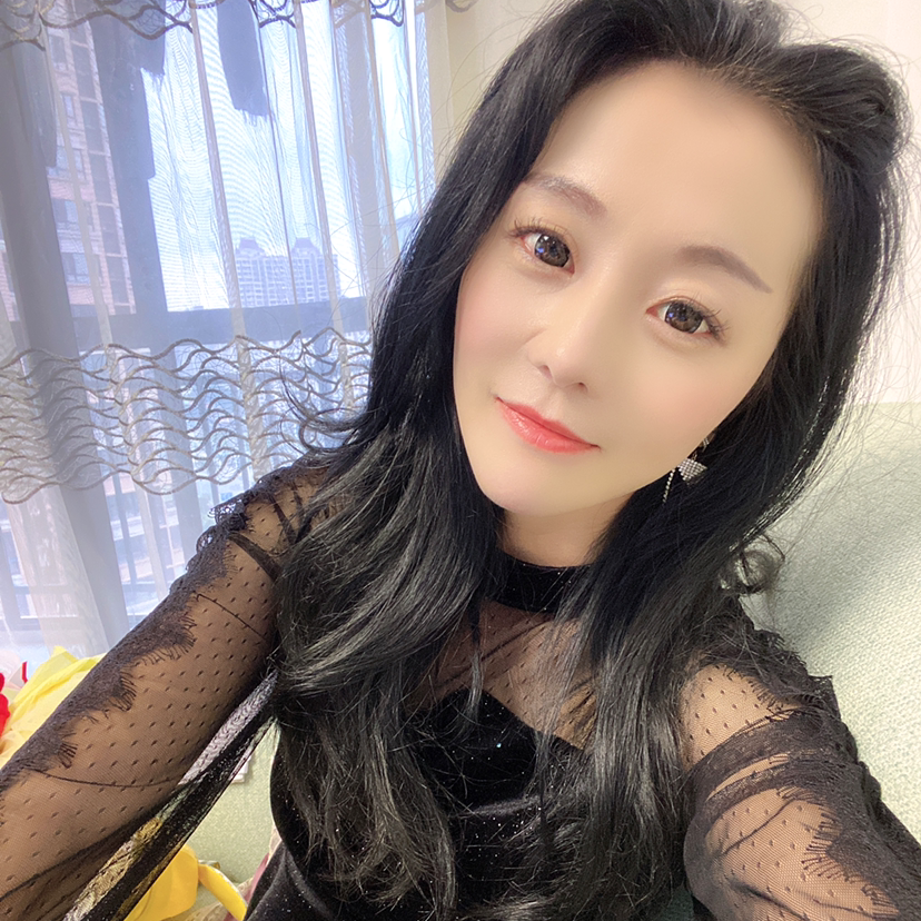 殷勤闻青衣的照片