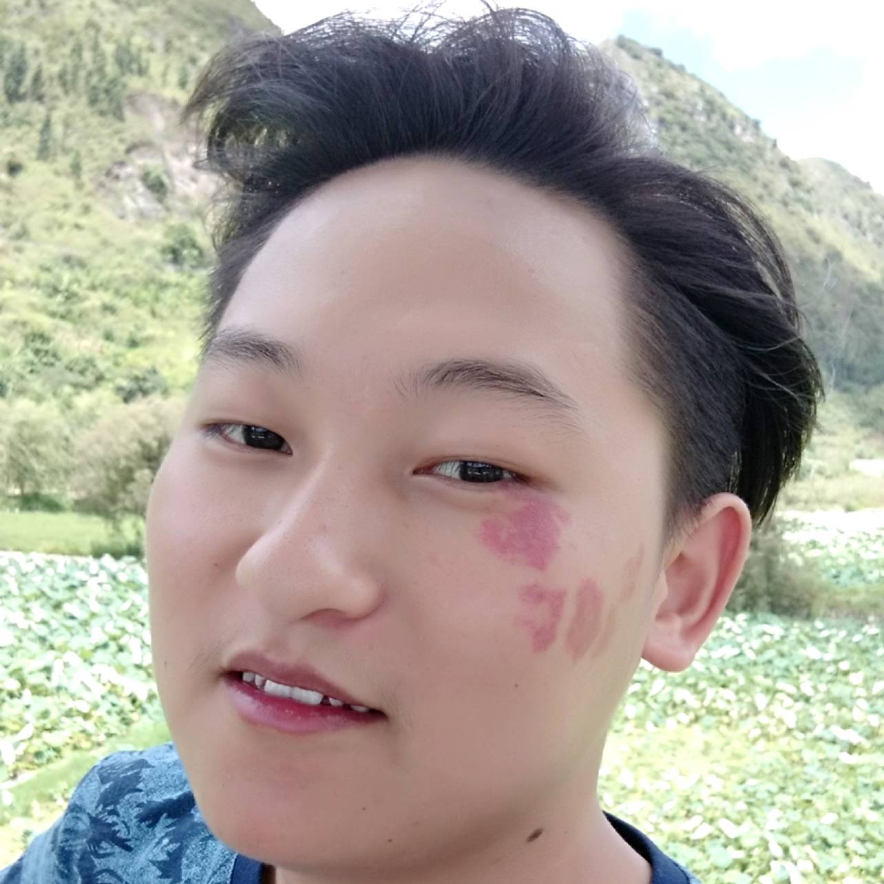 英勇说百褶裙的照片