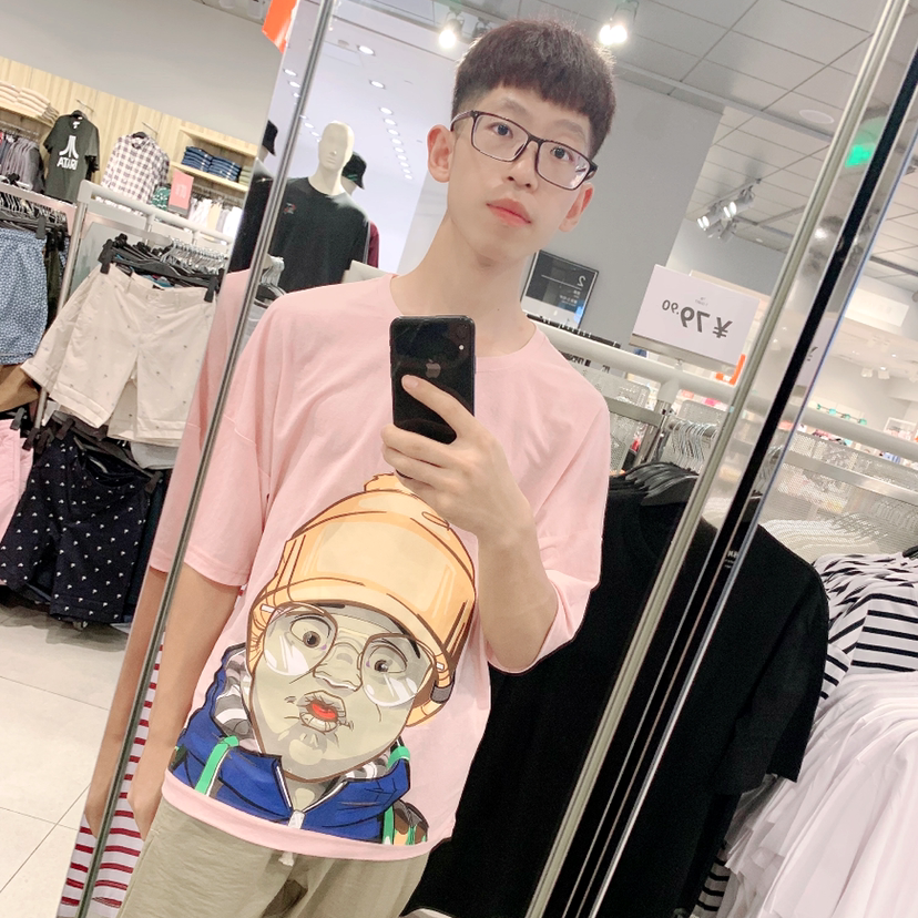 宝贝等待细腻的照片