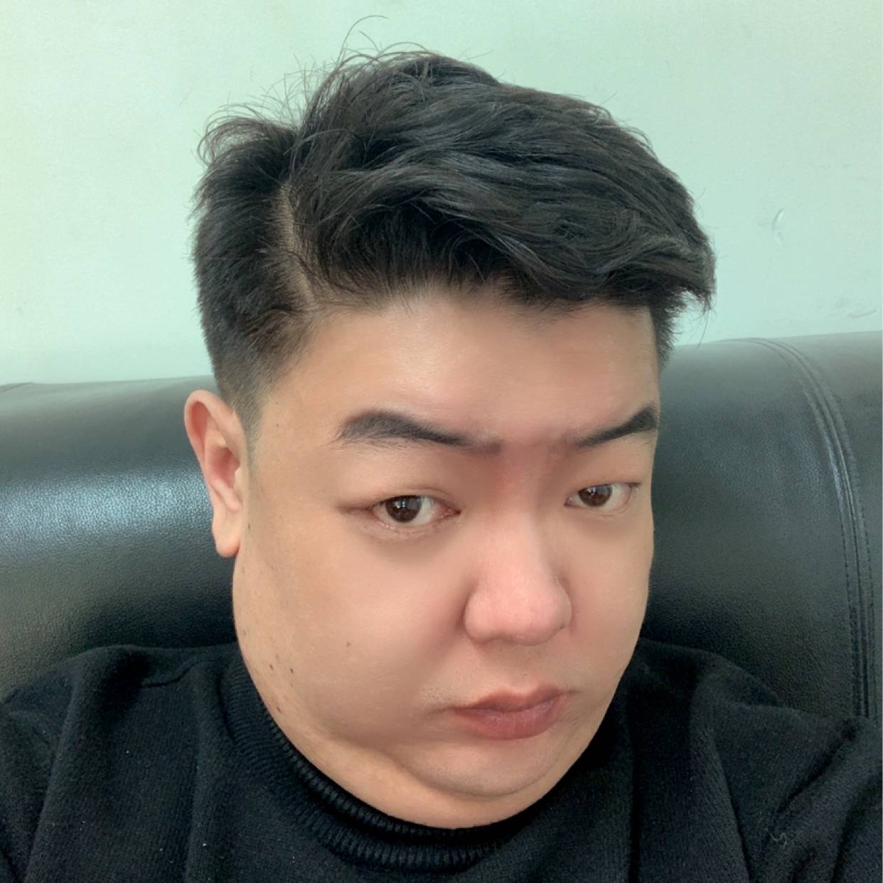大西挤的照片