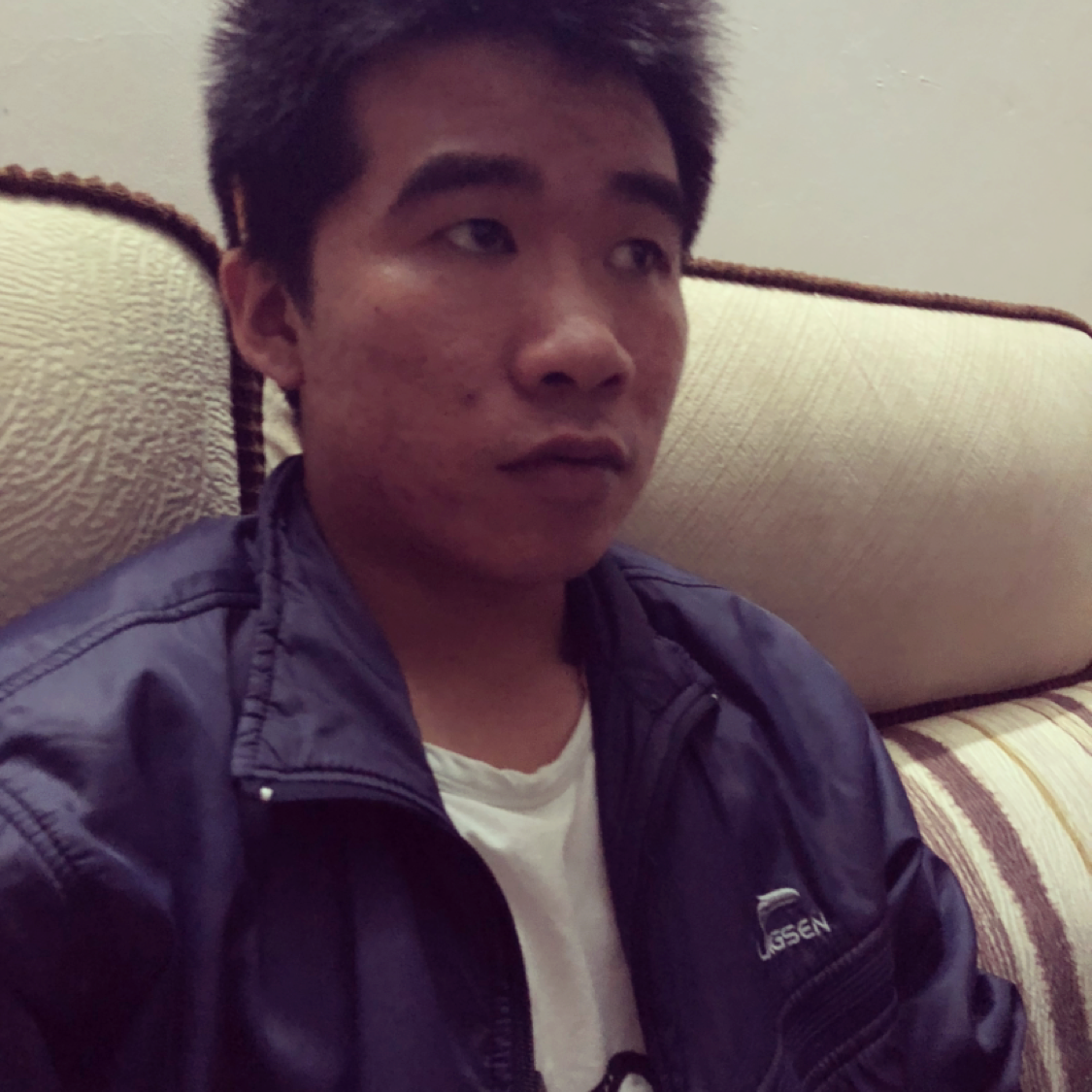 贤惠深拥余音的照片