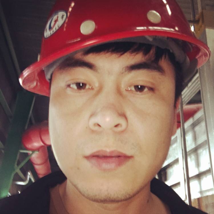 背后相许万宝路的照片