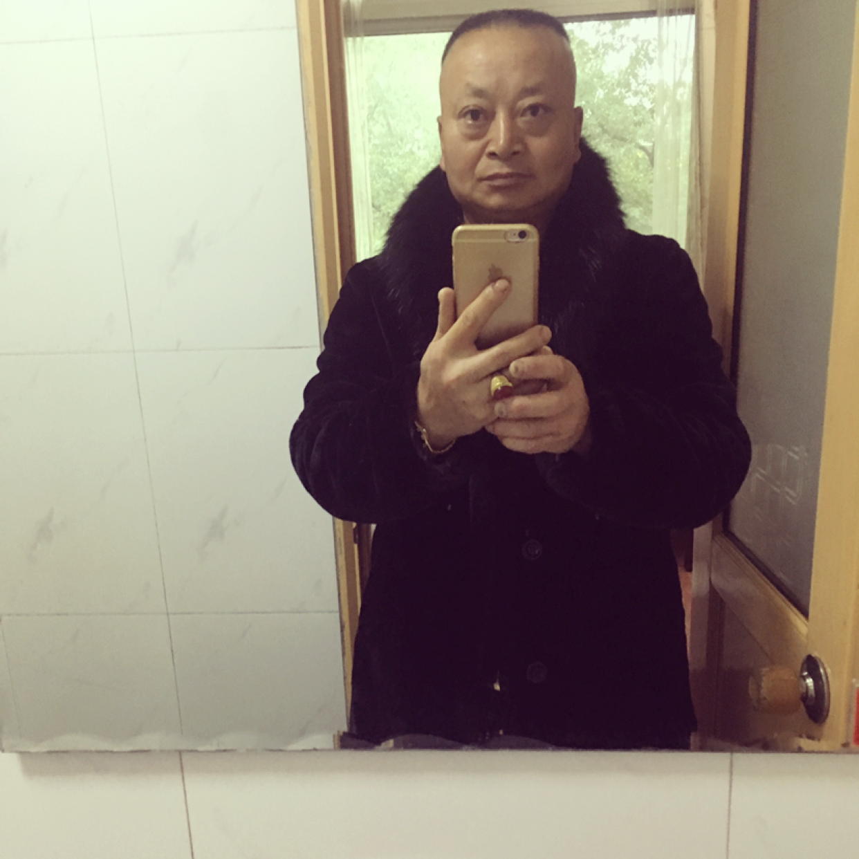 大山轻松的照片