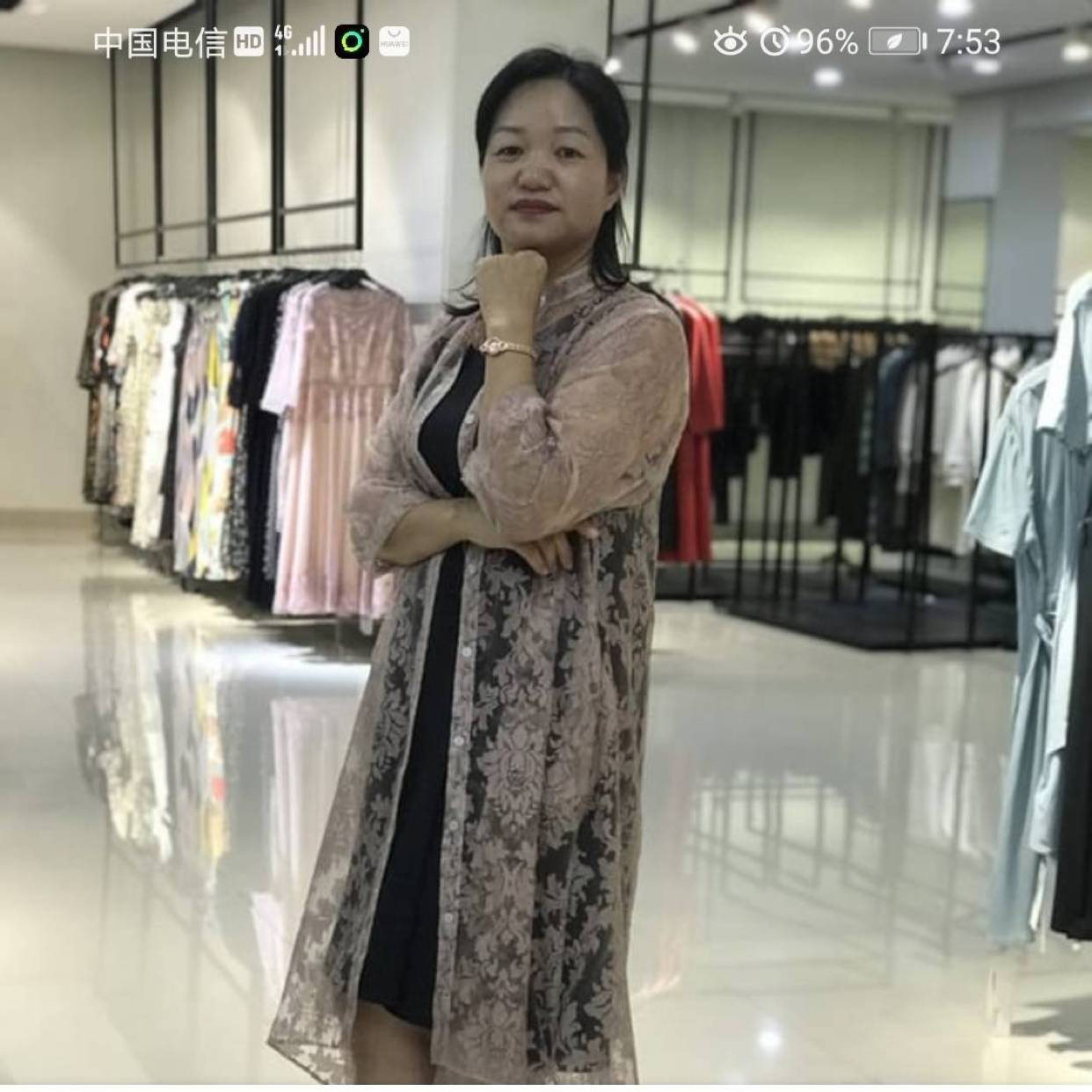 欣慰就海燕的照片