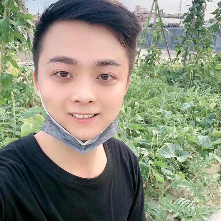 包容打发夹的照片