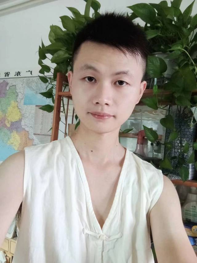 语迟218的照片