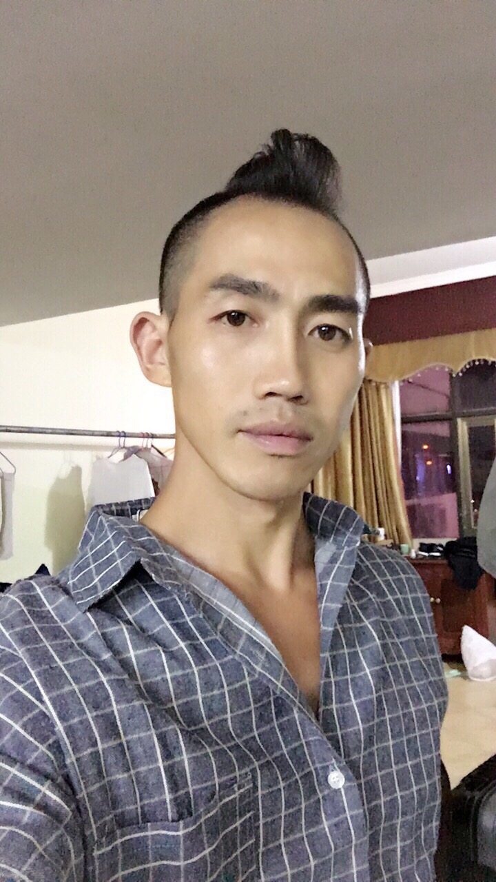 骚人墨客的照片