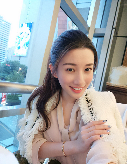 雨落归尘的照片