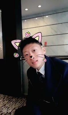 楊的照片