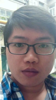 李七月的照片