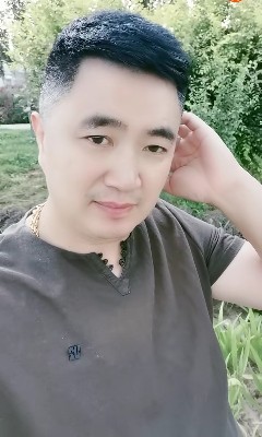 笑叹红尘纷扰的照片